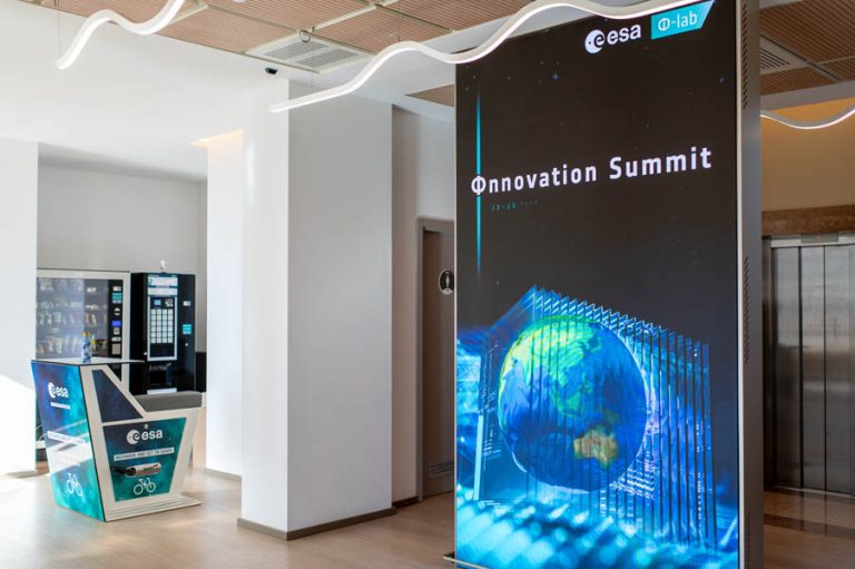ESA_DAY1_005