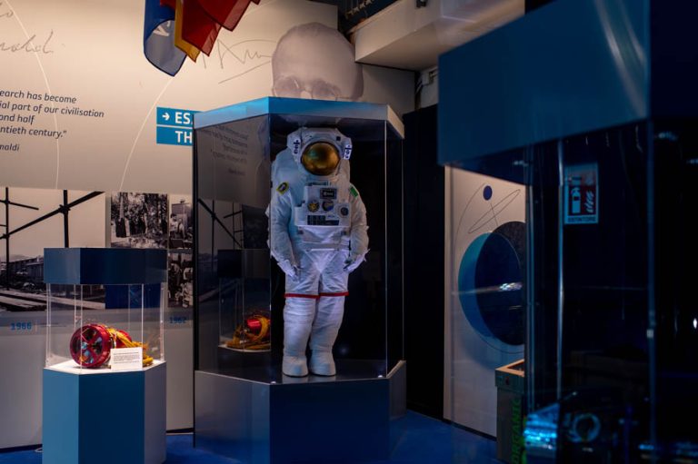 ESA_DAY2_003