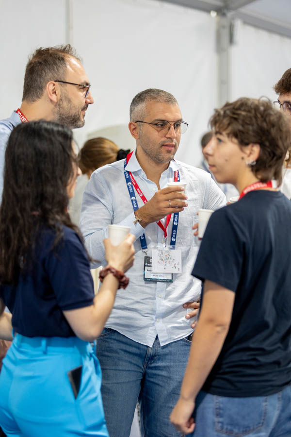 ESA_DAY2_012